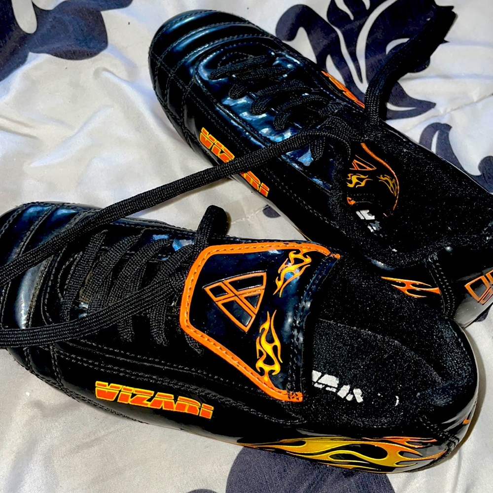 Vizari cleats-gently used